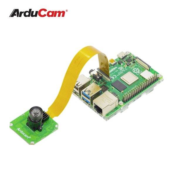 Logo 'ArduCam' v ľavom hornom rohu. Doska Raspberry Pi s pripojeným kamerovým modulom pomocou flexibilného plochého kábla.