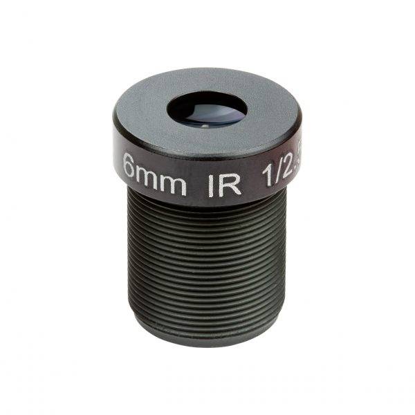 Objektív, valcovitý tvar, s označením '6mm IR 1/2.3'.