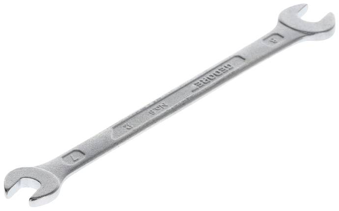 Strieborný vidlicový kľúč s dvoma rôznymi veľkosťami na oboch koncoch, umiestnený na bielom pozadí. Vhodný pre skrutkovacie práce.