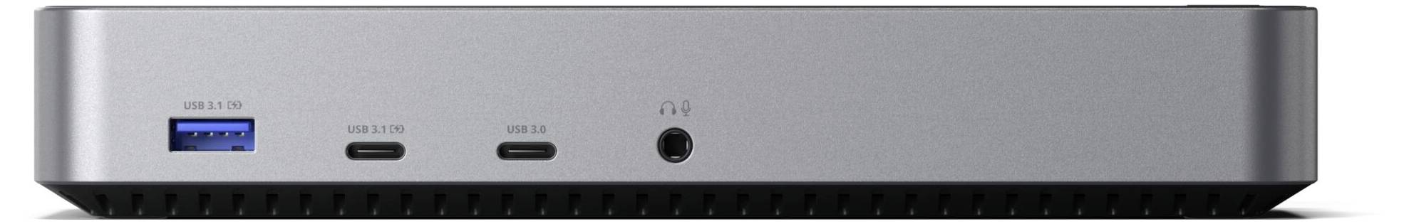 Kompaktný, obdĺžnikový počítač v striebornej farbe s viacerými portami na prednej strane, vrátane USB a audio konektorov.