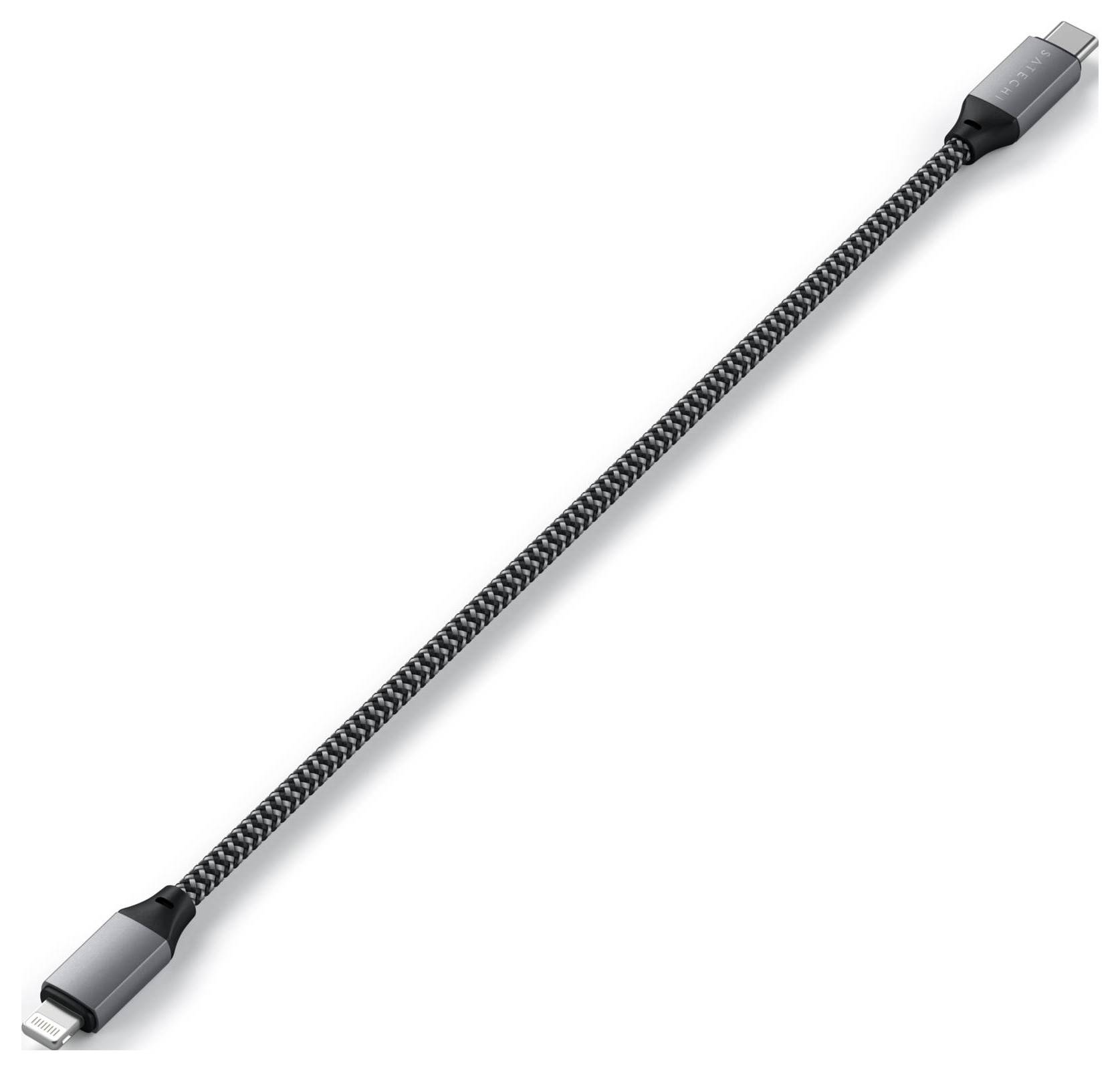 Čierne pletené USB-C na Lightning kábel s flexibilným dizajnom, vhodné na nabíjanie zariadení a prenos dát.