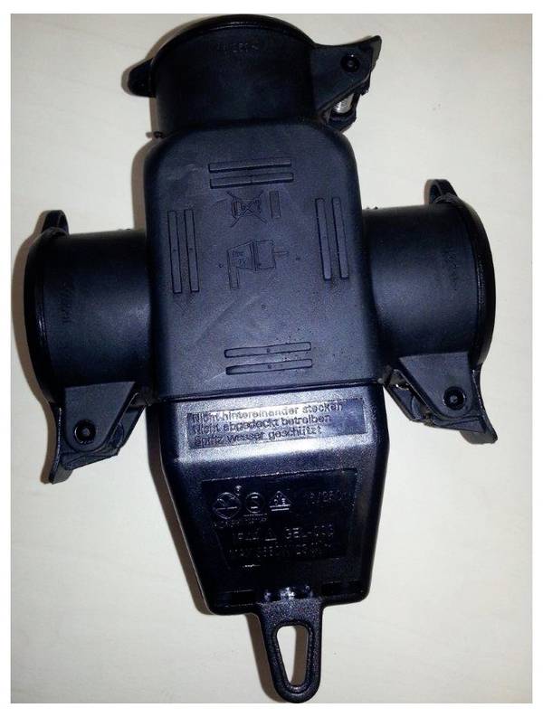 N & L 10195 3násobná guma  230 V čierna IP44