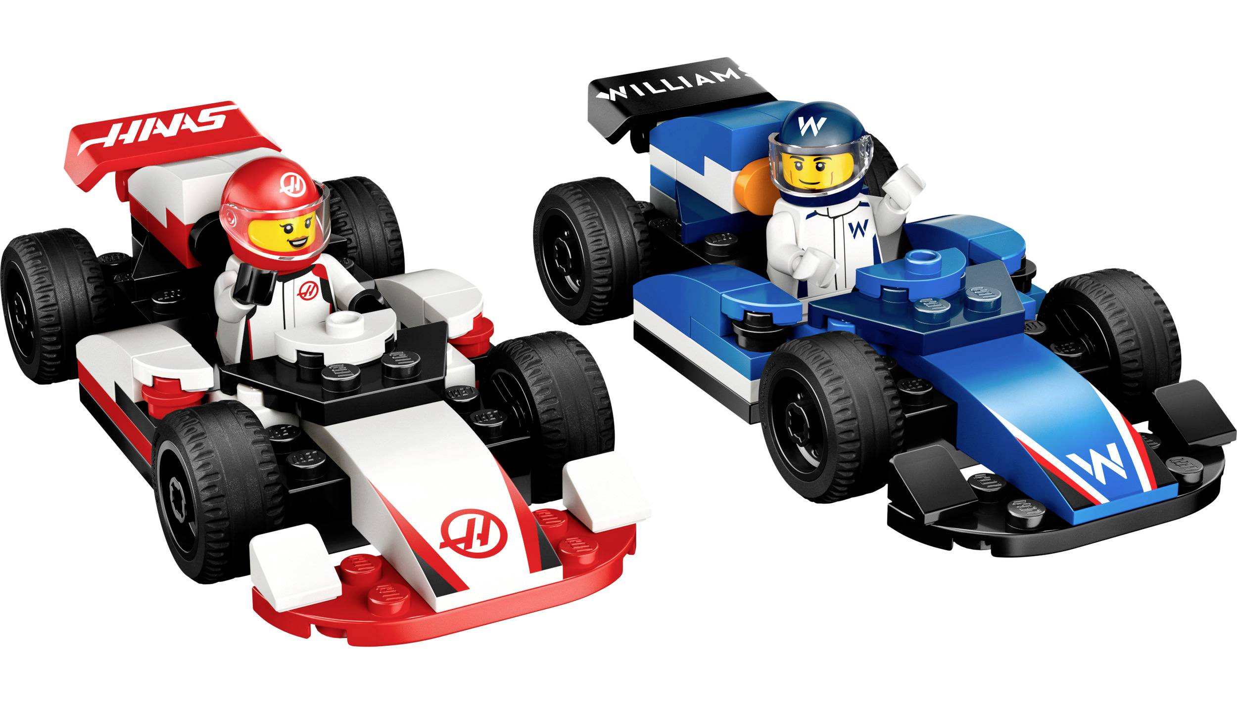 Dva pretekárske automobily LEGO vedľa seba: vľavo v červeno-bielej farbe s nápisom 'Hin', vpravo v modro-čiernej farbe s nápisom 'William' a LEGO figúrkou.