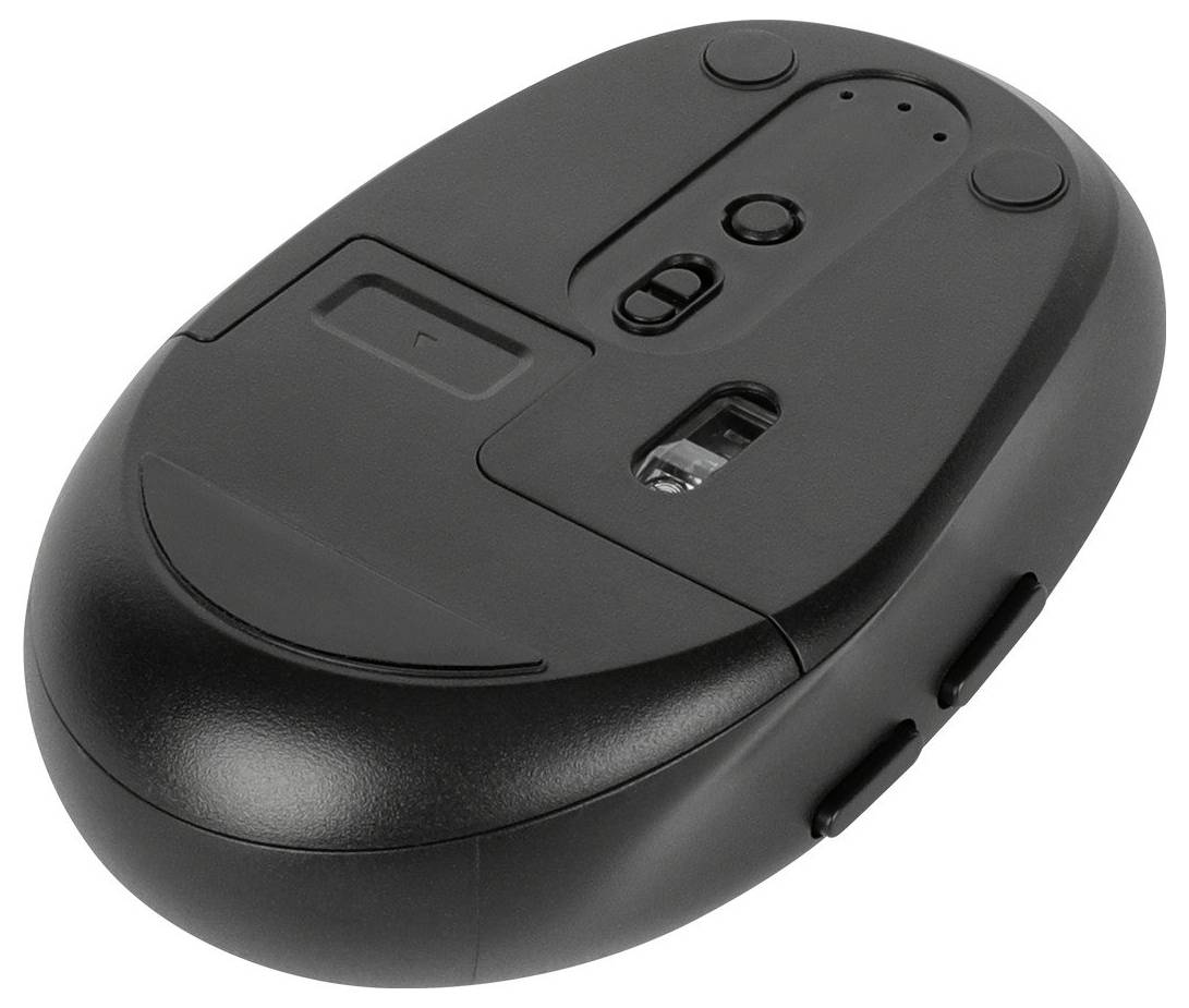 Čierna počítačová myš pohľadom zospodu so viditeľným senzorom a tlačidlami.