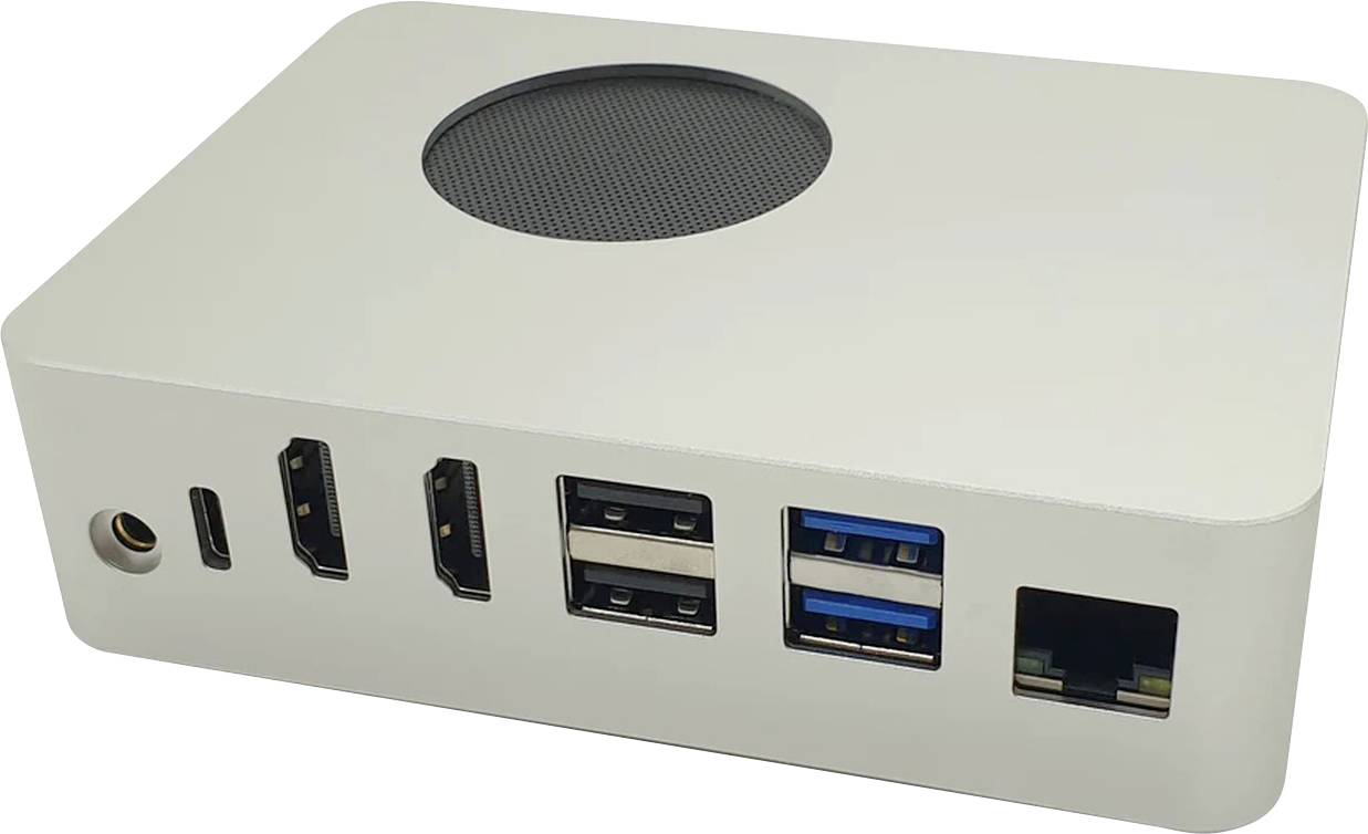 Strieborný elektronický kryt s viacerými prípojkami vrátane USB, HDMI a Ethernetu na zadnej strane.