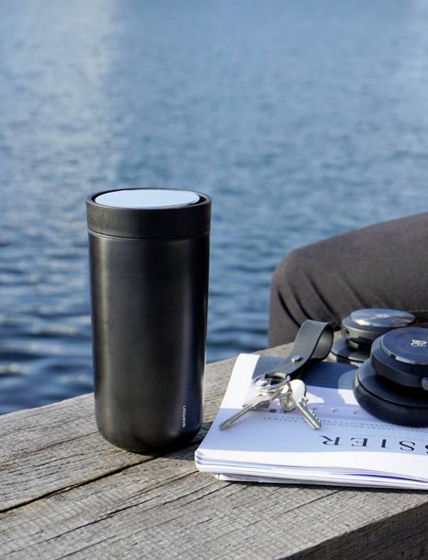 Stelton To Go Click thermo hrnček  čierna 0.4 l 685-16