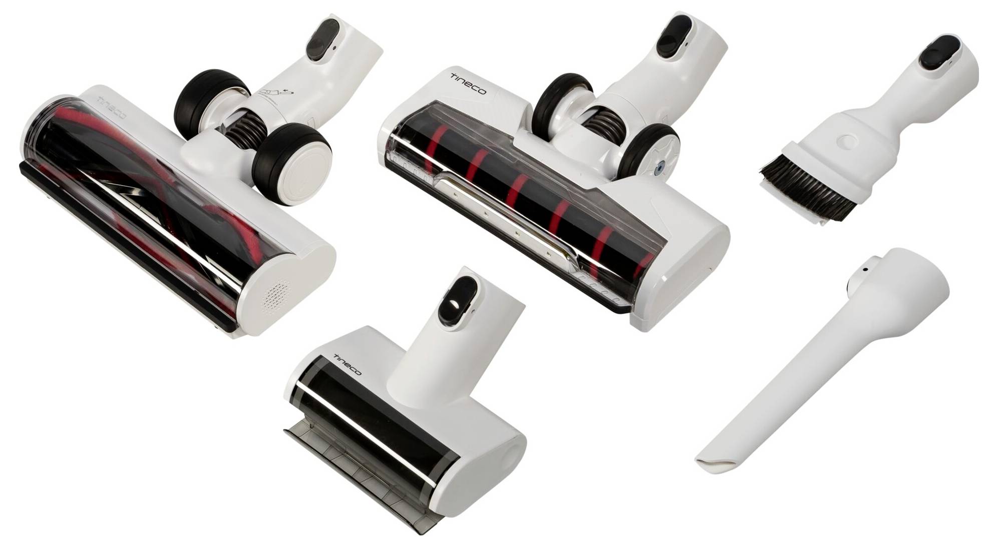 Rôzne nadstavce pre vysávač, vrátane kefových a trubicových nástavcov, ako aj širších nástavcov s kolieskami pre koberce a hladké podlahy.