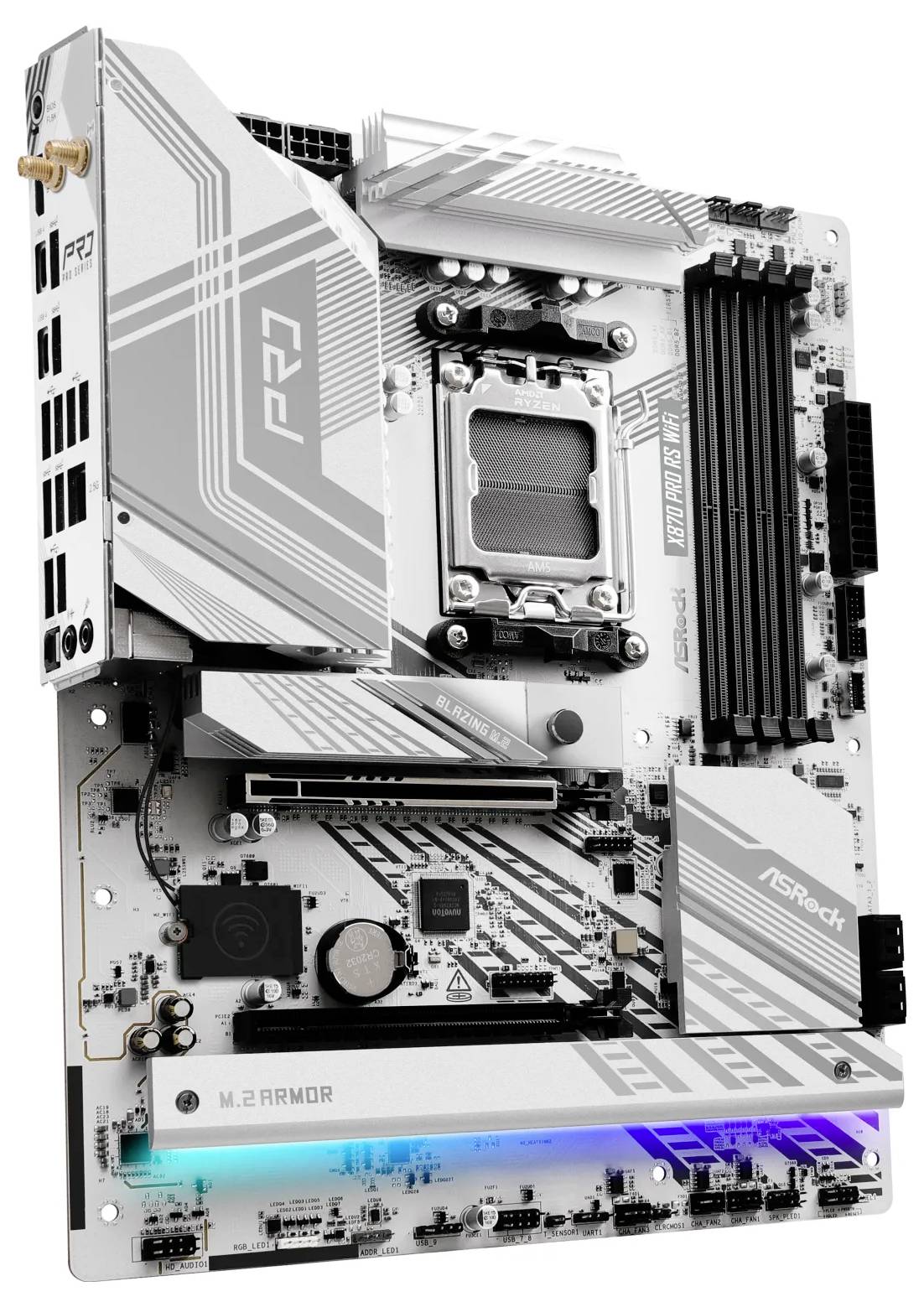 Biele základné dosky s čiernymi a sivými detailmi, ktorá zobrazuje viaceré konektory a sloty vrátane RAM a PCIe.