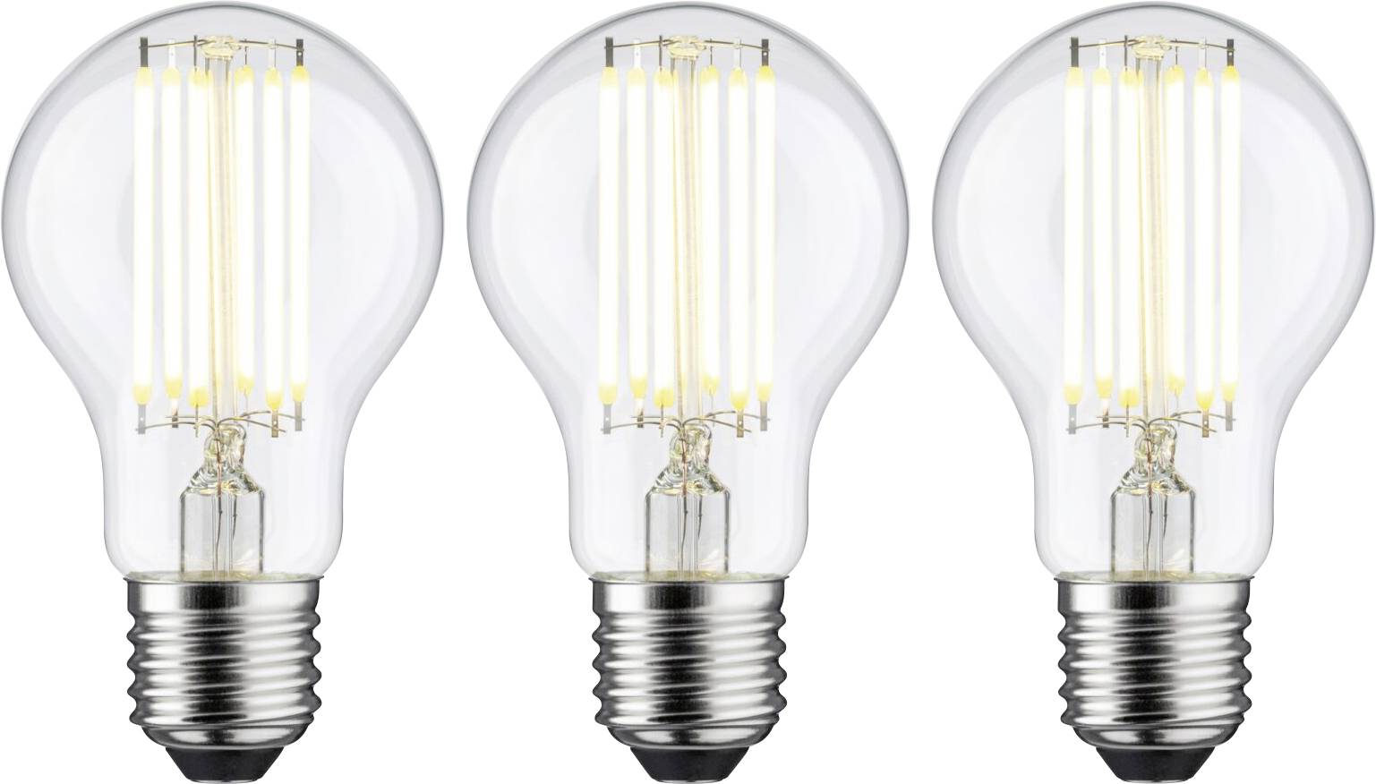 Tri LED žiarovky vedľa seba, s viditelnými žeraviacimi vláknami. Sú vypnuté a zachytené na bielom pozadí.