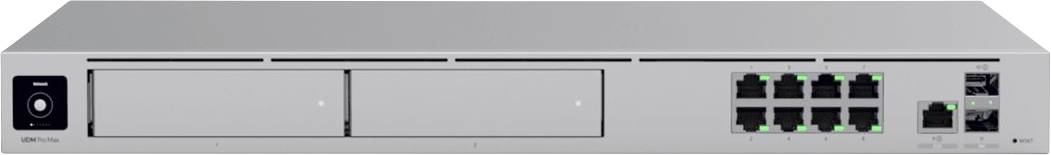 Sieťové zariadenie s dvoma pozíciami pre pevné disky vľavo a ôsmimi ethernetovými portami vpravo.