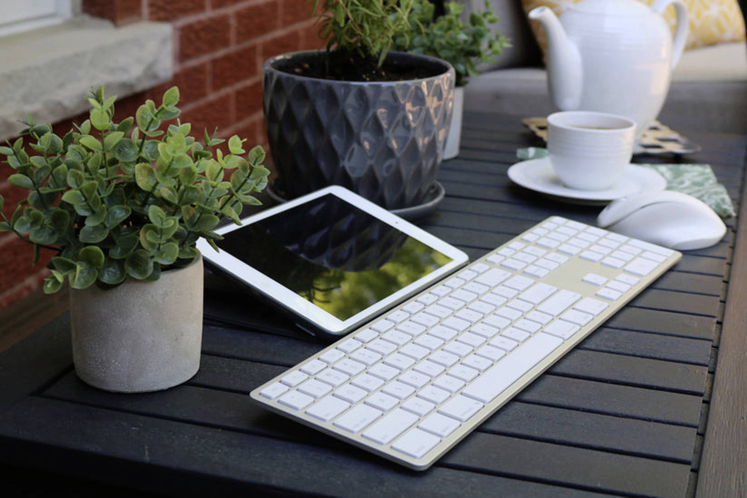 Matias FK416DCS-DE Wireless USB-C® Keyboard for Mac bezdrôtový klávesnica nemecká, QWERTZ, Macintosh strieborná-11