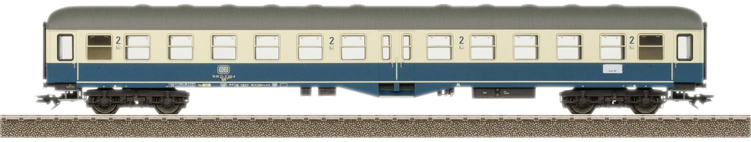 Modrý a krémový železničný vozeň Deutsche Bahn s nápisom '2', stojaci na koľaji.