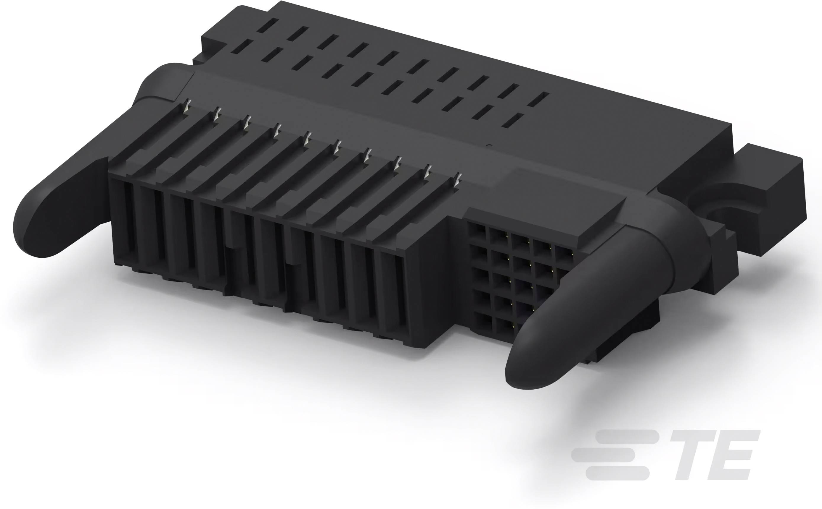 Čierny elektrický konektor s viacerými kontaktnými kolíkmi, bočnými úchytmi a logom neznámej značky v spodnom pravom rohu.