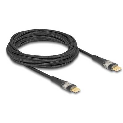 Dlhý čierny USB kábel so zlatými konektormi, vhodný na prenos dát a nabíjanie elektronických zariadení.