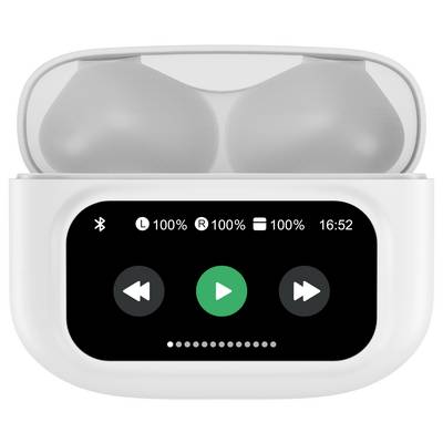 Biele bezdrôtové slúchadlá v nabíjacom puzdre s displejom; zobrazuje 'Bluetooth', stav batérie vľavo a vpravo (100%), čas 16:52 a ovládacie tlačidlá prehrávania.