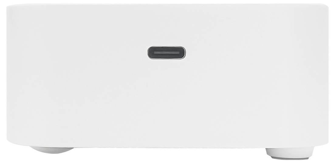 Malá, biela, obdĺžniková krabička s jediným USB-C portom uprostred na prednej strane.