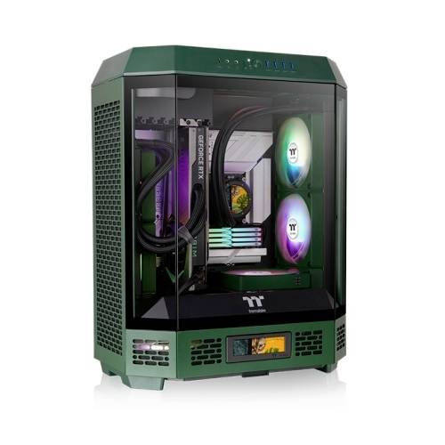 Moderný herný počítač s priehľadným bočným krytom odhaľuje komponenty s RGB podsvietením a chladiacimi prvkami.