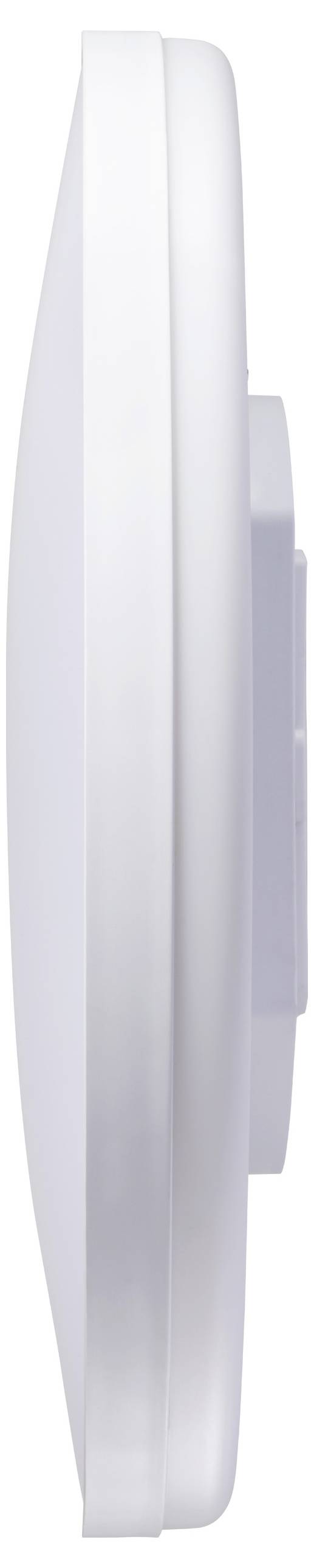 Pohľad zboku na okrúhle, biele elektronické zariadenie, pravdepodobne detektor dymu alebo stropný senzor, mierne vyklenuté tvaru.