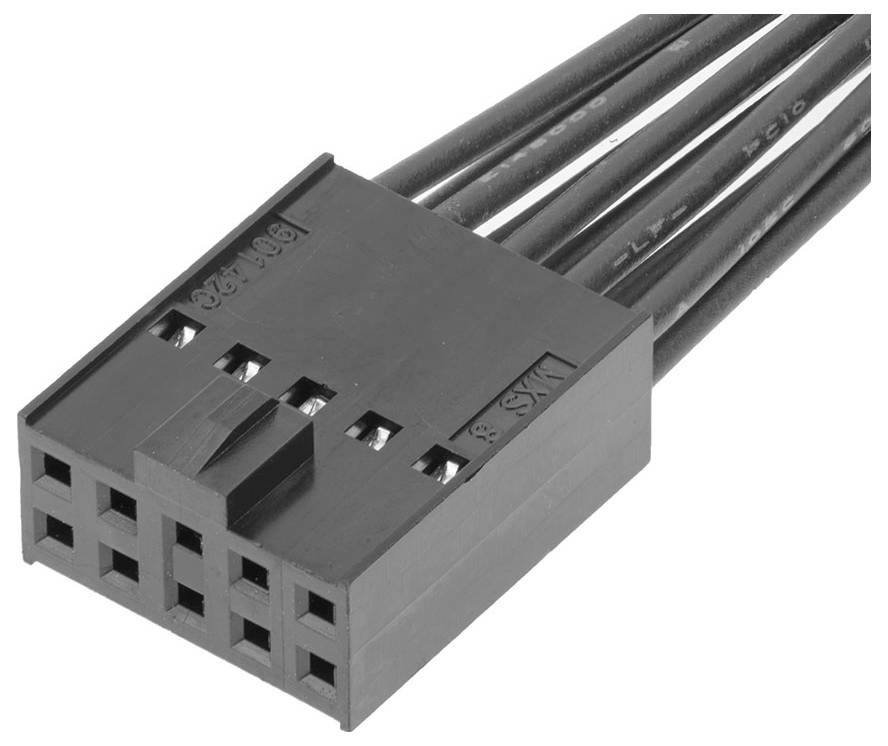 Čierny, obdĺžnikový elektrický konektor s desiatimi pinmi a káblami. Používaný prevažne v elektronických zariadeniach.