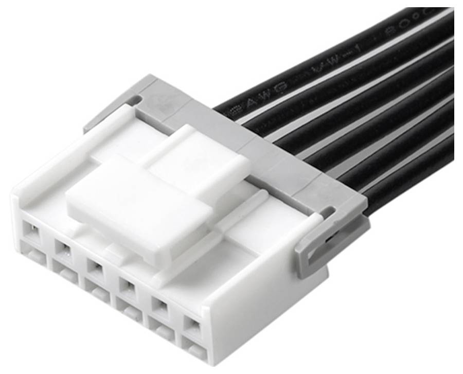 Biely elektrický zástrčkový konektor s viacerými čiernymi káblami je zachytený z bezprostrednej blízkosti.