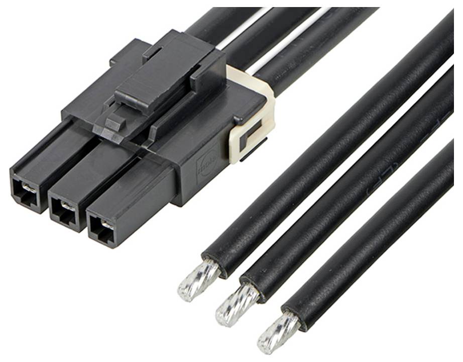 Trojpólová čierna zástrčka s káblovými koncami pripravenými na elektrickú inštaláciu.