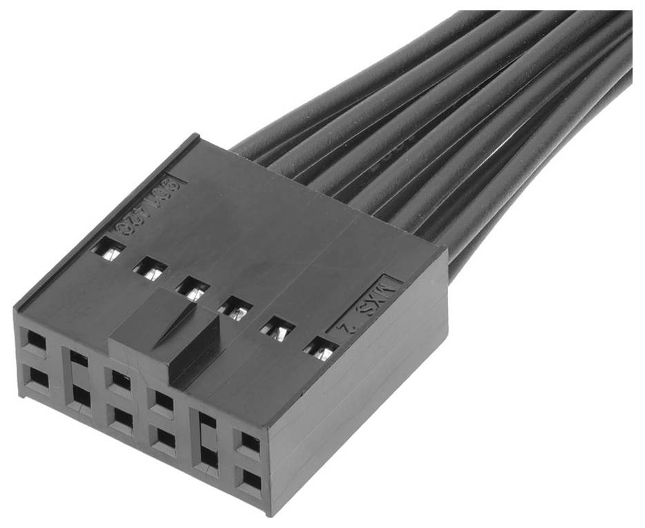 Čierny, obdĺžnikový konektor so šiestimi otvormi a niekoľkými pripojenými káblami, pravdepodobne určený na elektronické prepojenie.