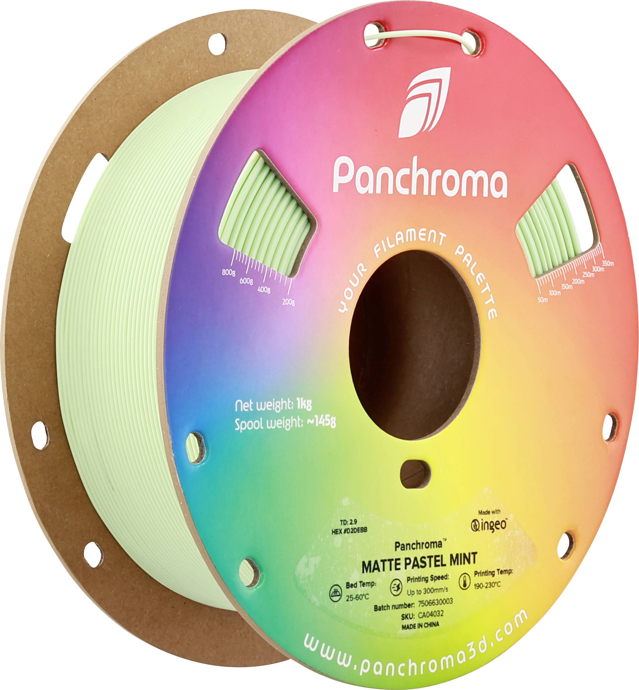 Cievka s filamentom pre 3D tlačiareň v mätovo zelenej farbe, názov značky 'Panchroma' na obale. Kapacita: 1 kg, hmotnosť: 145 g.