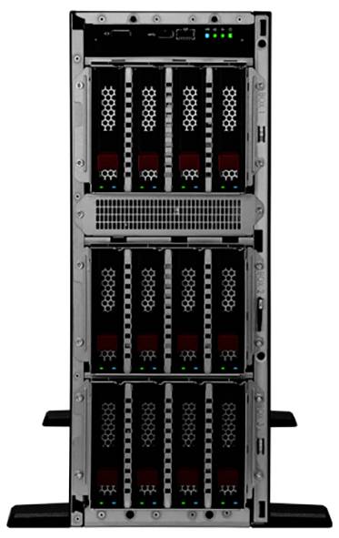 Sivý serverový tower s viacerými priestormi pre pevné disky, stojaci na čiernom podstavci, s blikajúcimi LED indikátormi na vrchu.