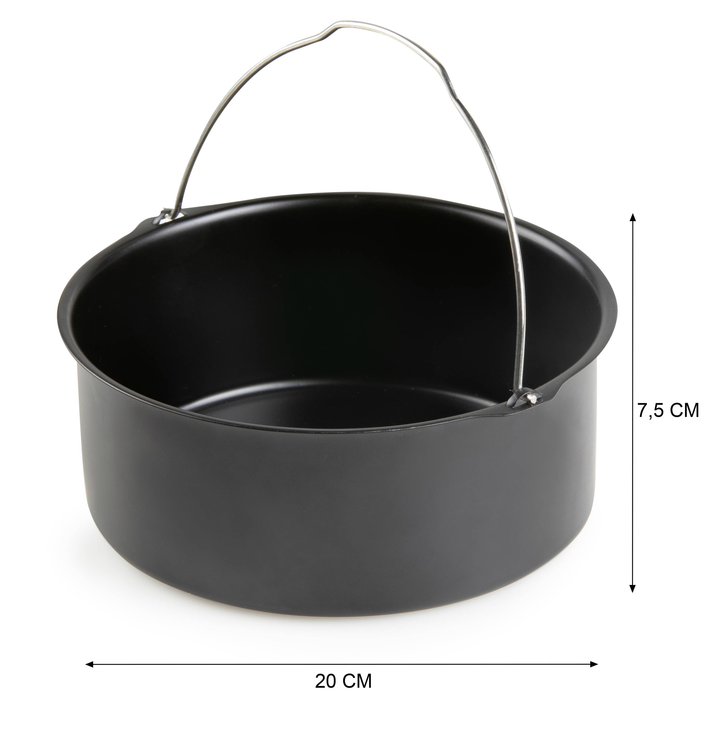 Čierny kovový hrniec s držadlom, priemer 20 cm, výška 7,5 cm.