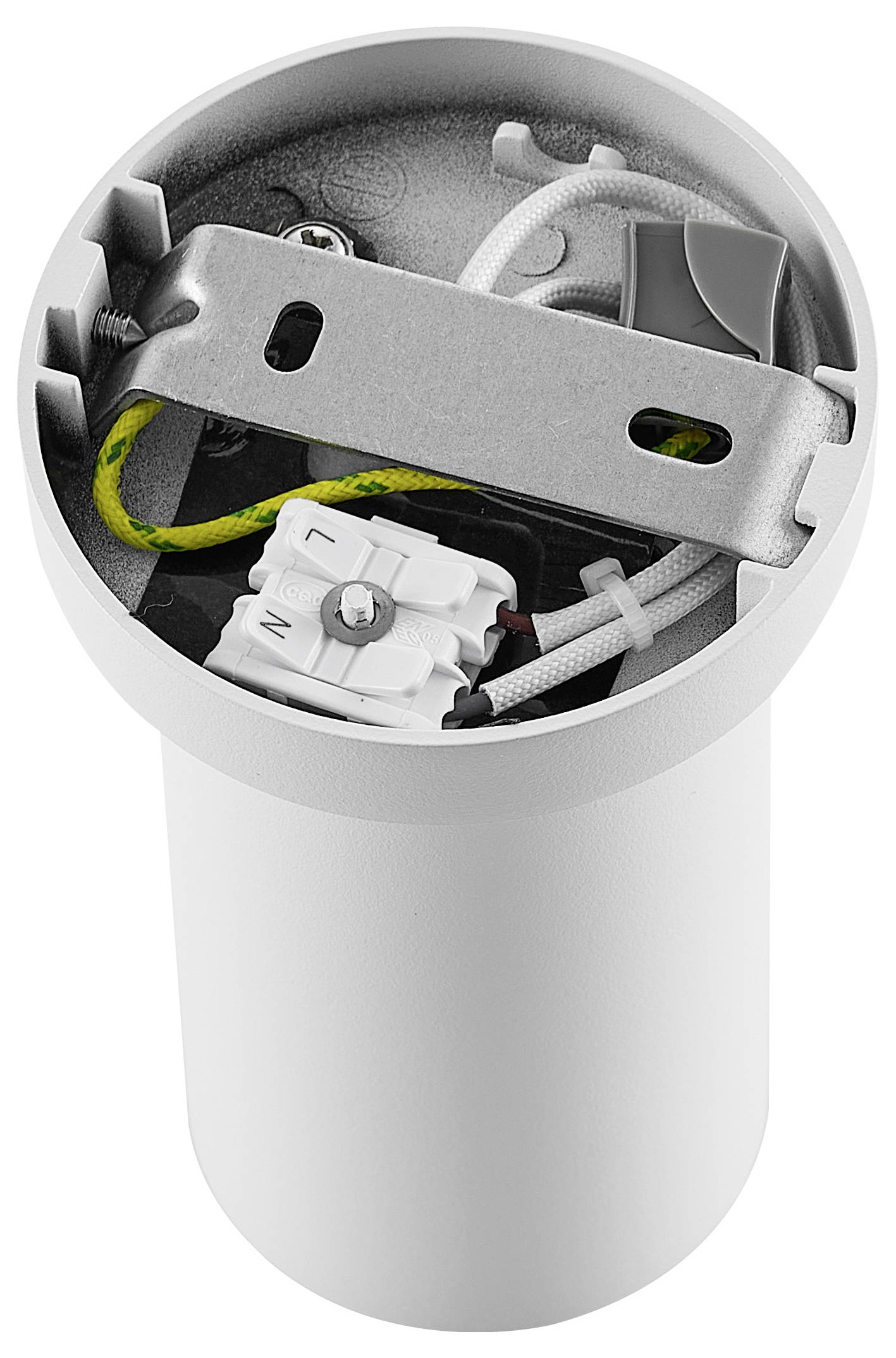 Stropné svietidlo v bielej farbe s vnútorným vedením káblov, kovovým držiakom a pripojovaciou svorkou, vhodné na inštaláciu svietidla.