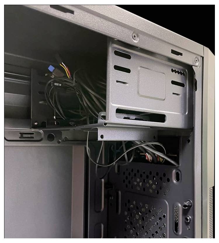 LC Power LC-2004MB micro tower PC skrinka čierna-9
