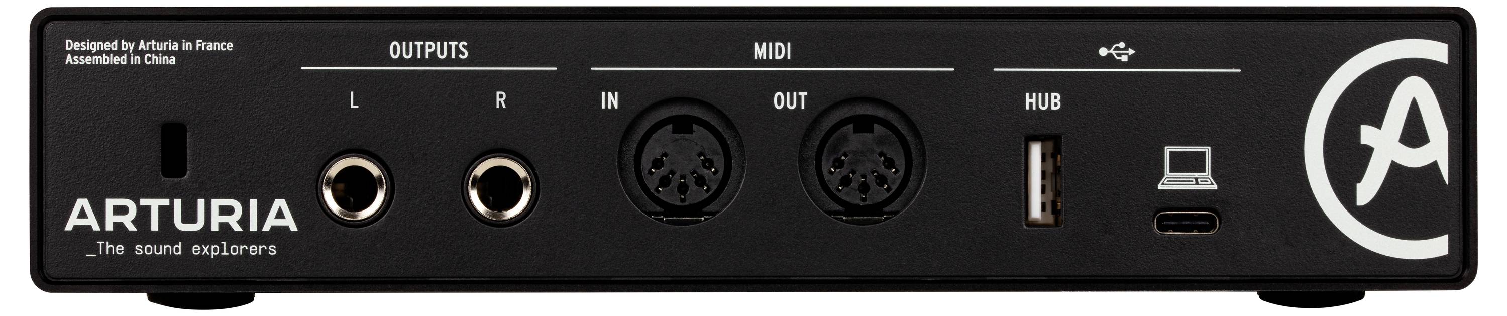 Zadná strana audio rozhrania s pripojeniami: L/R výstupy, MIDI In/Out, USB-Hub. Značka 'Arturia'.