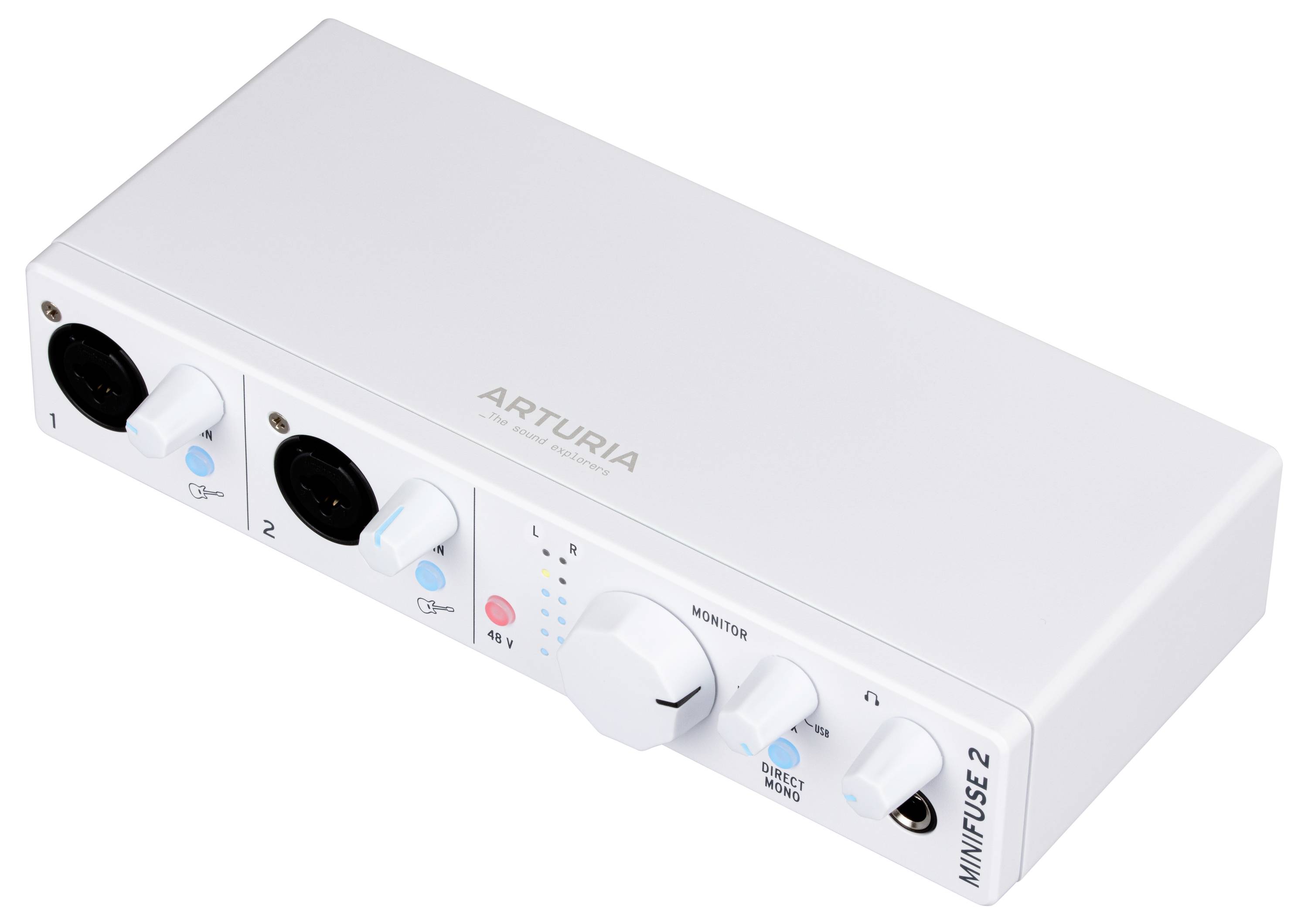 Biele audio rozhranie s dvoma XLR vstupmi a regulátormi. Viditeľné označenie 'Arturia Minifuse 2'. Vhodné na hudobnú produkciu.