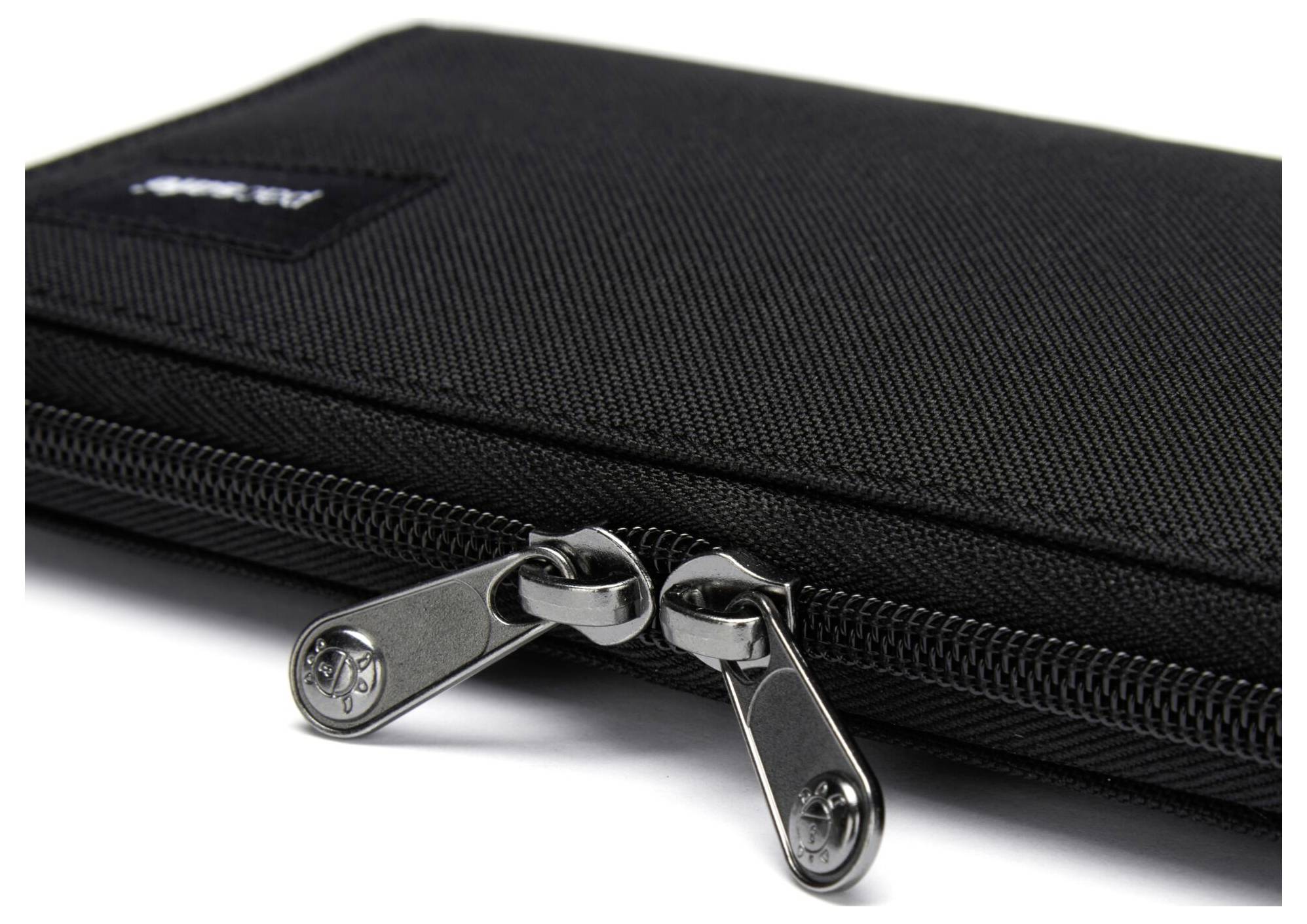 Pacsafe RFIDsafe Continental Wallet peňaženka, (š x v x h) 20 x 10 x 2 cm, čierna, 11075130-6