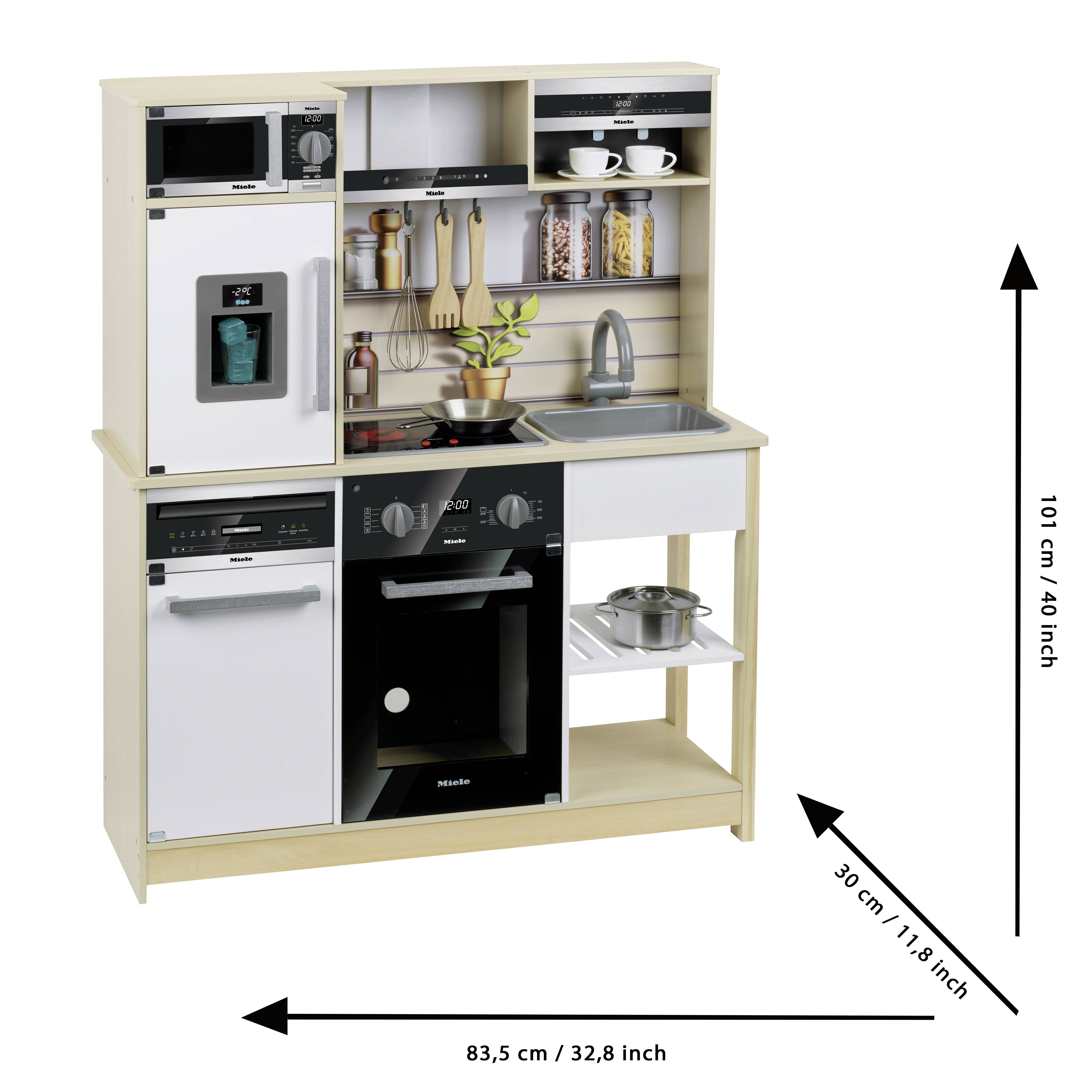 Detská kuchynka s mikrovlnkou, políčkami, drezom, sporákom, rúrou a chladničkou. Rozmery: 83,5 cm šírka, 30 cm hĺbka, 101 cm výška.