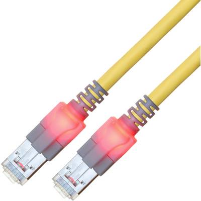 Dva žlté ethernetové káble s priehľadnými konektormi a červenými svetlami na koncoch, ktoré signalizujú aktívny prenos dát.