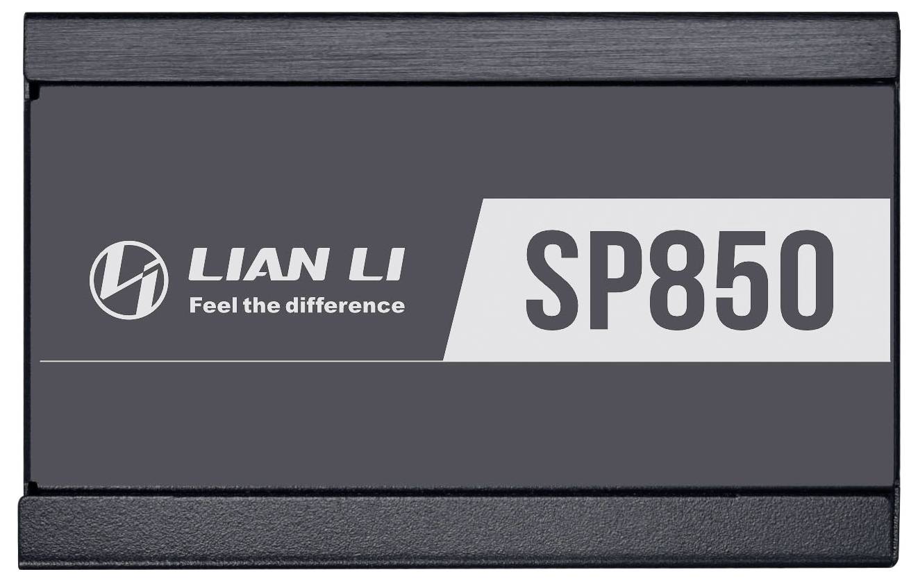 Sieťový zdroj Lian Li SP850, čierny, s názvom modelu a sloganom "Pocíťte rozdiel" na štítku.
