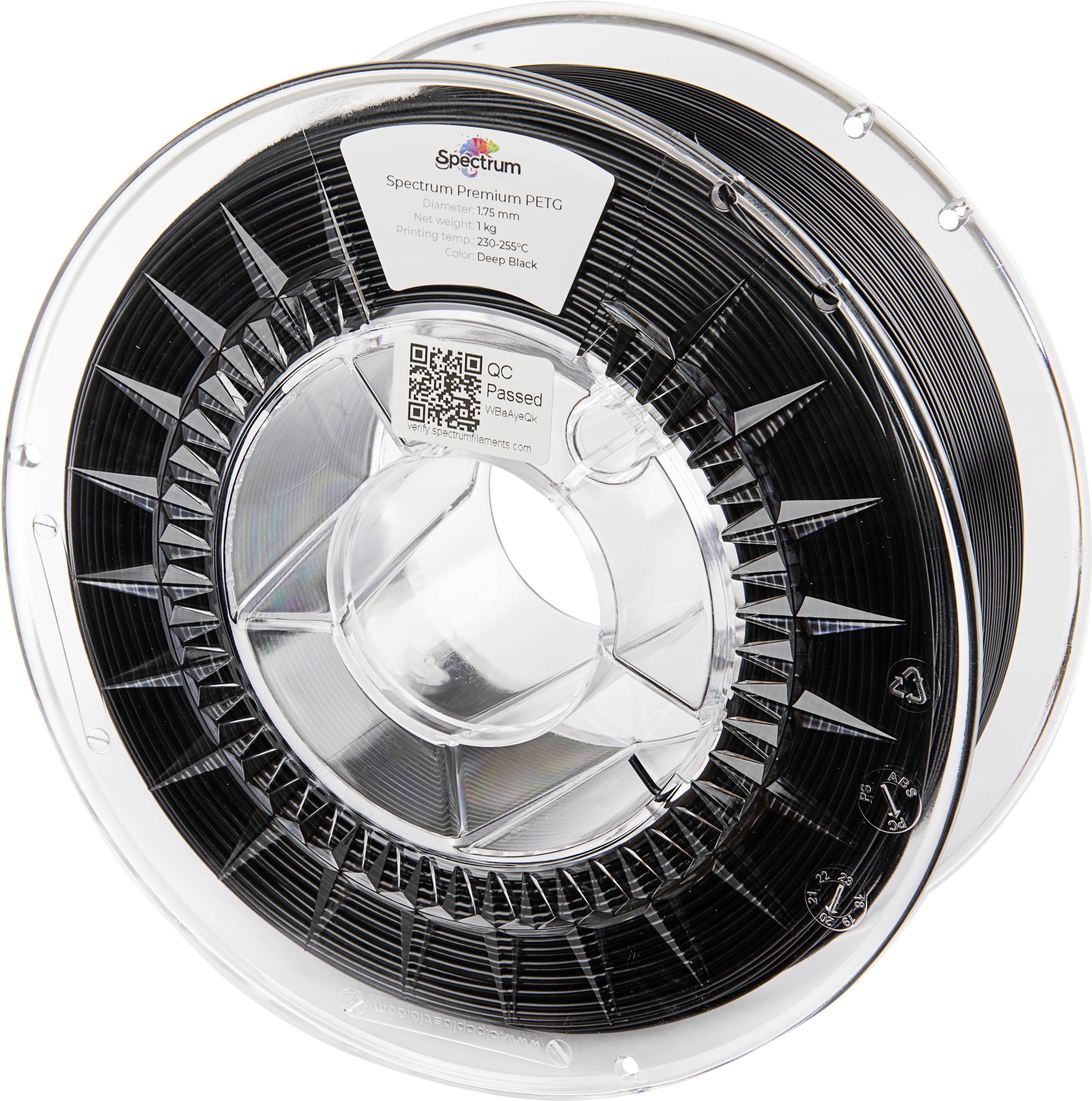 Čierny PETG 3D tlačový filament na cievke označený ako 'Spectrum Premium PETG', priemer 1,75 mm, hmotnosť 1000 g. Cievka je priehľadná.