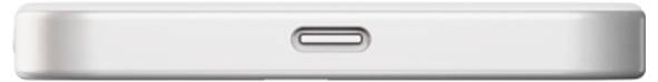 Detailný pohľad na port USB-C na elektronickom zariadení, ktorý ukazuje jeho kompaktný a symetrický dizajn.