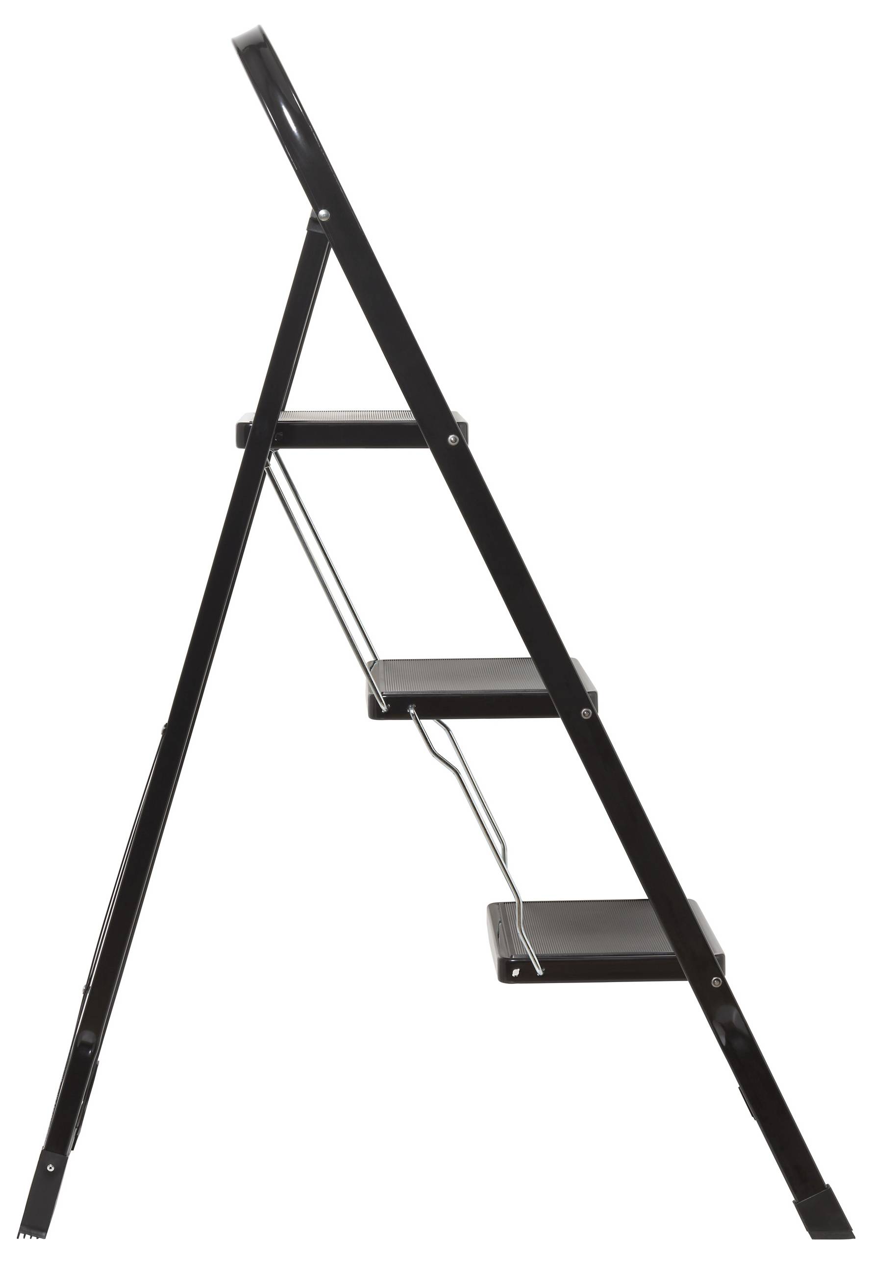Čierny skladací štaflovitý rebrík s tromi stupňami, pohľad zboku.
