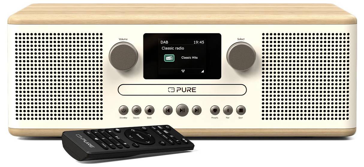 Digitálne rádio s dreveným akcentom a LCD displejom zobrazuje 'Classic Hits'. Funkcie zahŕňajú ovládač hlasitosti, výberové tlačidlá a diaľkové ovládanie.