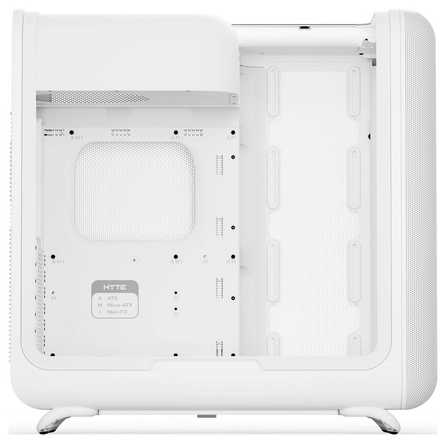 Biela počítačová skríň s mriežkovaným panelom, zobrazujúca vnútorný priestor pre hardvérové komponenty, vhodná pre ATX, Micro-ATX a Mini-ITX základné dosky.