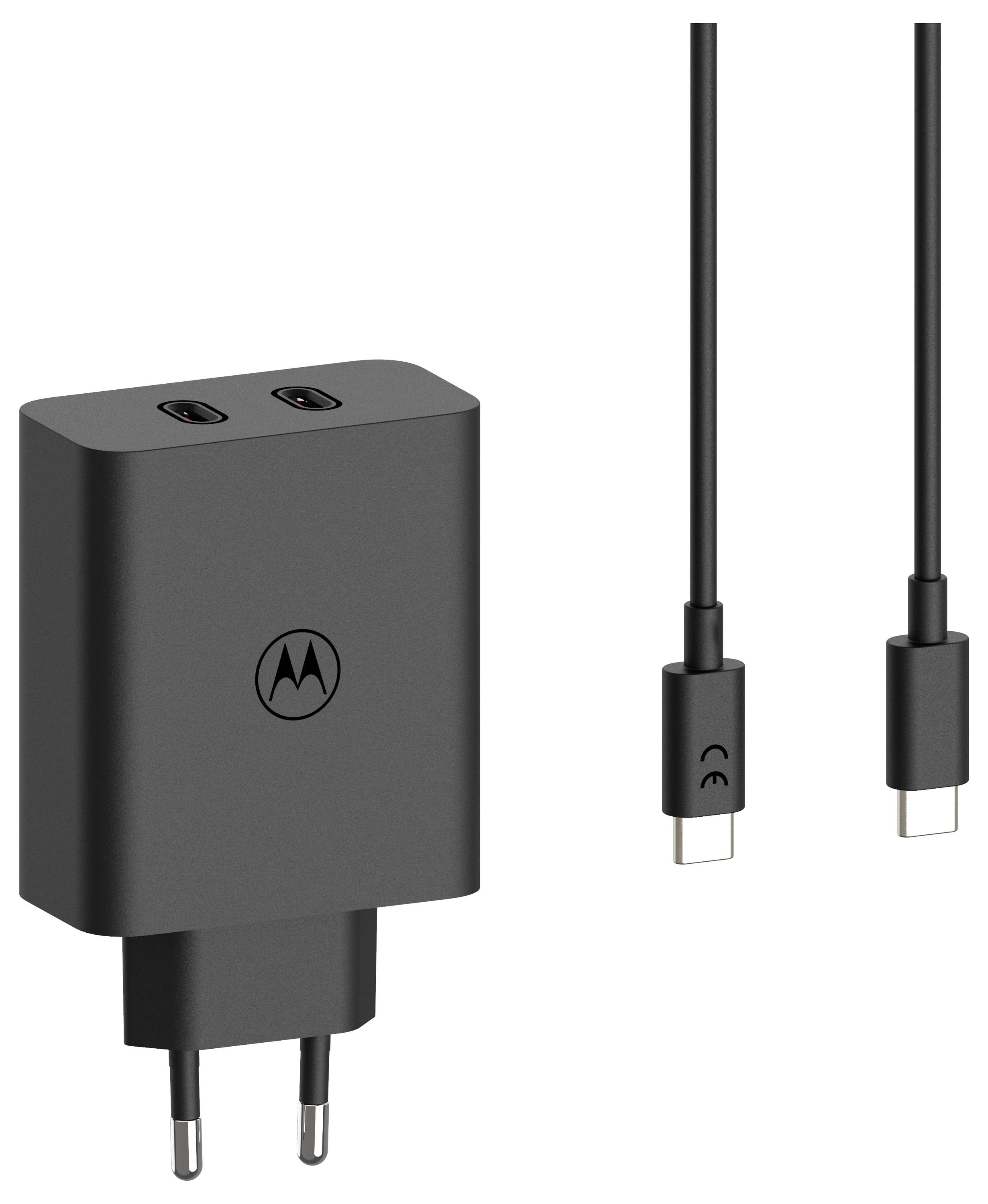 Čierny sieťový nabíjací adaptér Motorola s dvoma USB-C portami a dvoma USB-C káblami, určený na rýchle nabíjanie kompatibilných zariadení.