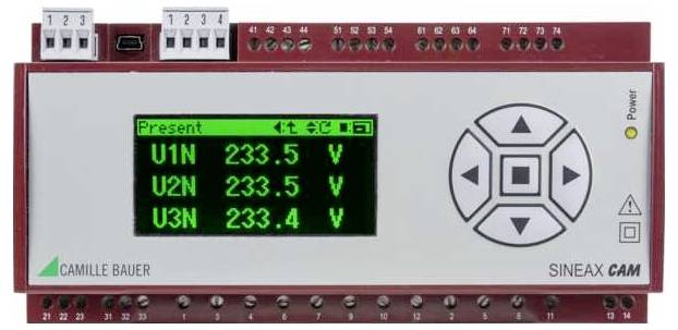 Elektromer zobrazujúci aktuálne napätia: U1N 233,5 V, U2N 233,5 V, U3N 233,4 V. Viditeľné sú tlačidlá a LED indikátory.