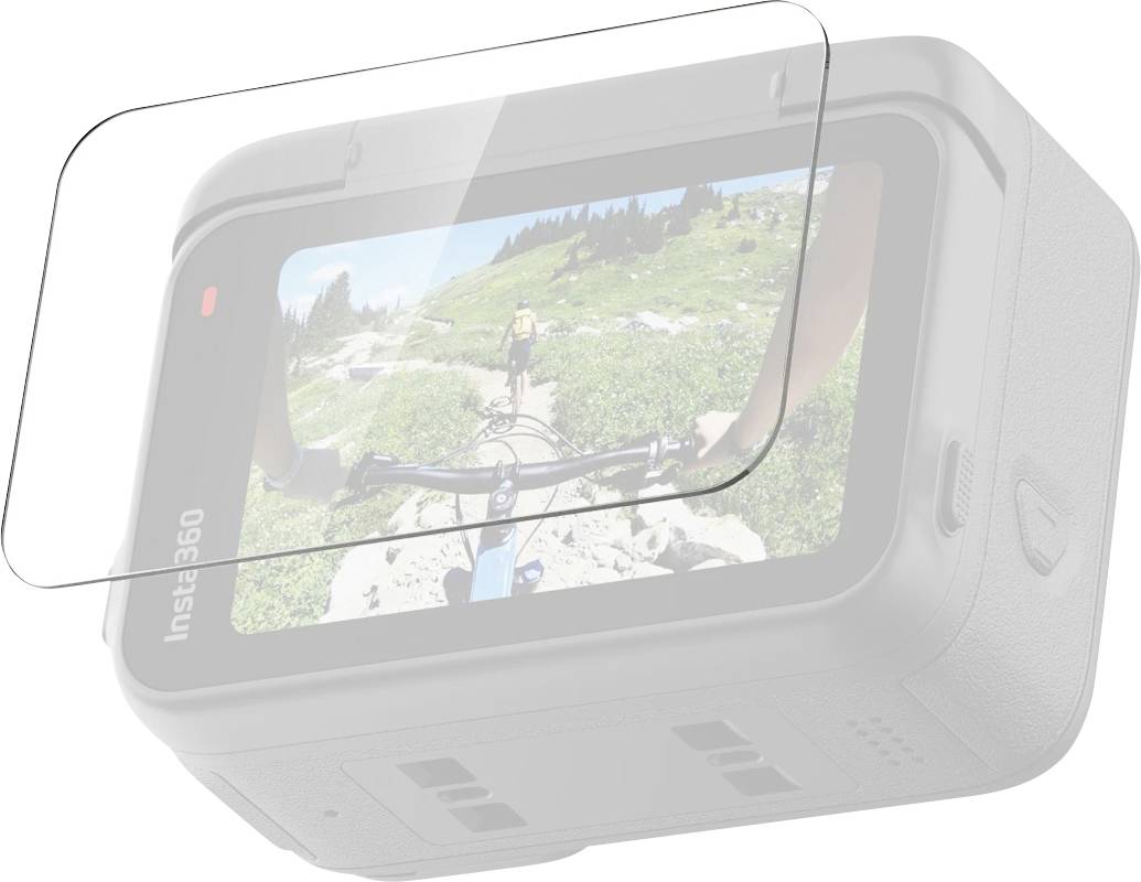 Je zobrazený ochranný kryt obrazovky umiestnený na kameru Insta360, ktorý zobrazuje pohľad z prvej osoby z cyklistiky na chodníku obklopenom zeleňou.