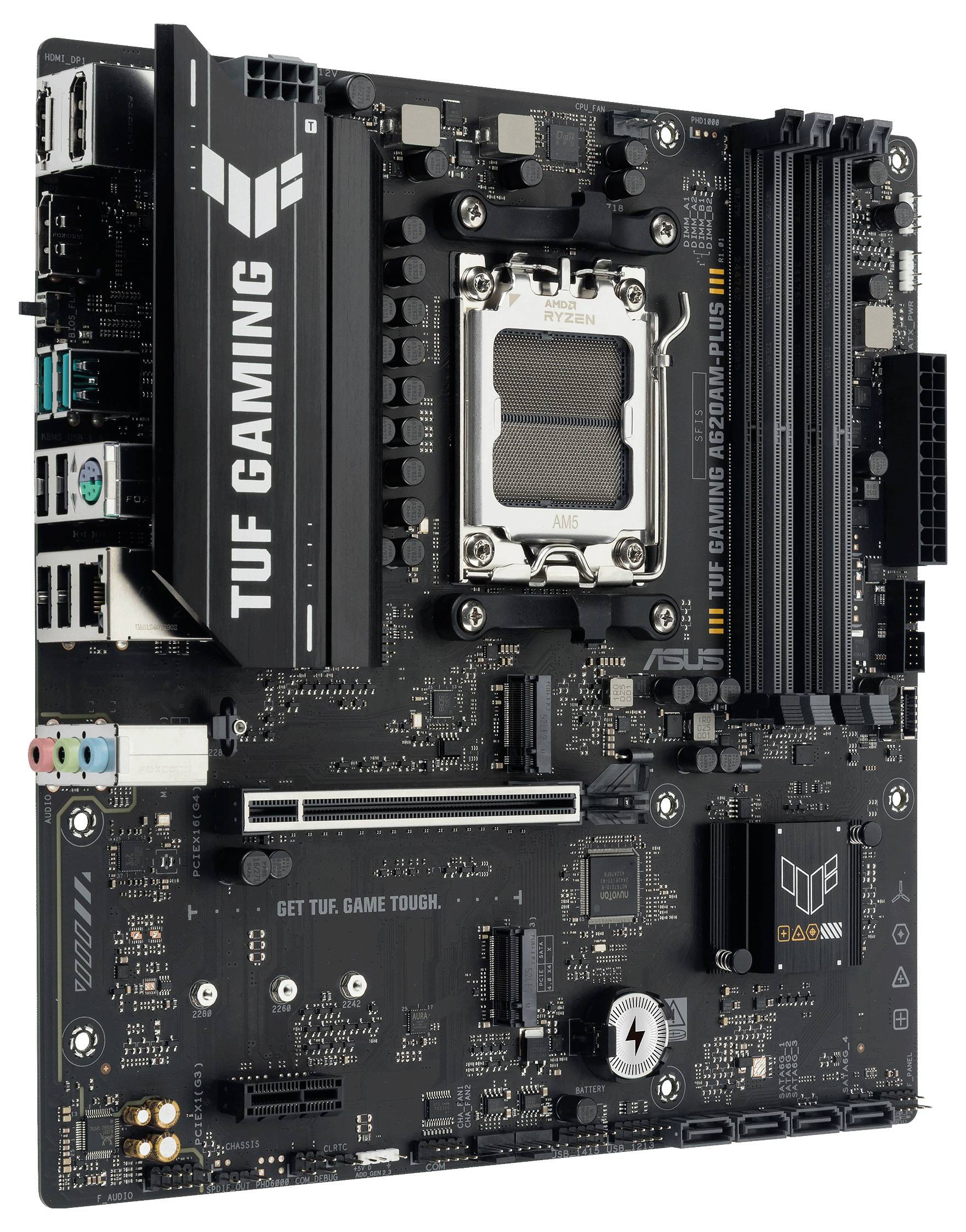 Základná doska ASUS TUF Gaming B550M-PLUS (Wi-Fi), vyznačujúca sa čiernym dizajnom, robustným chladením a rôznymi konektivitými portmi pre herné počítače.
