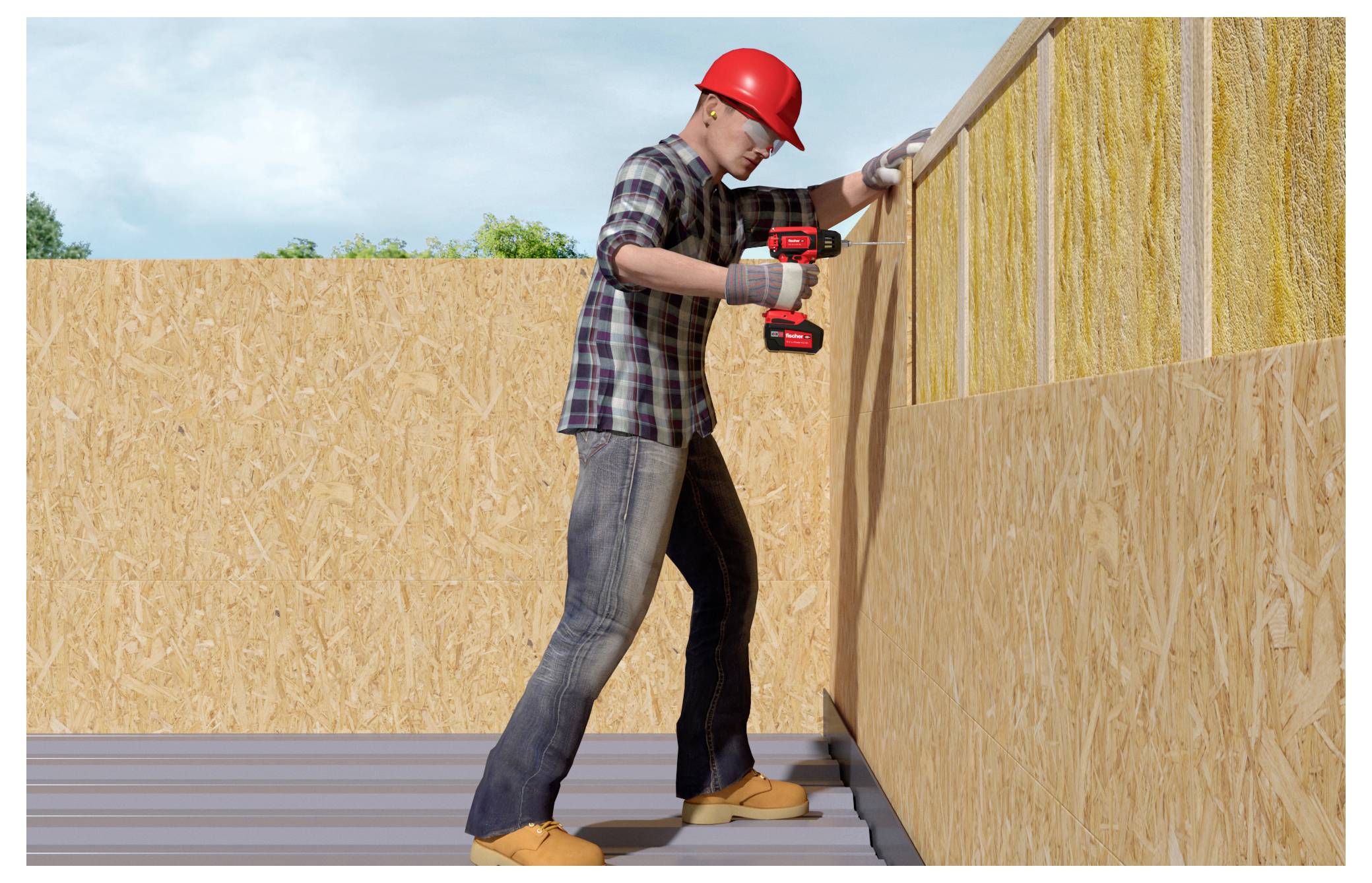 Stavbyňa v červenej ochrannej prilbe používa elektrickú vŕtačku na upevňovanie preglejovaných stenových panelov na stavebný rám budovy.