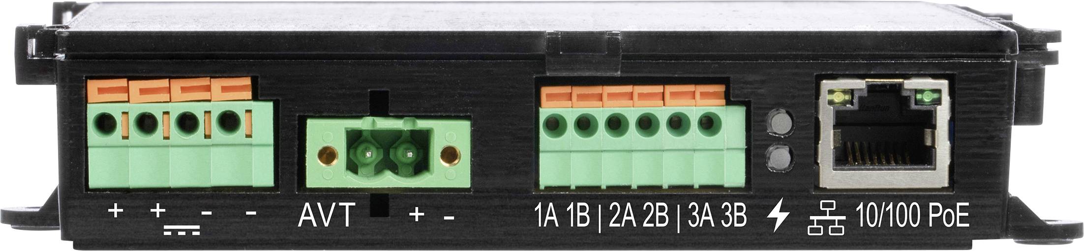 Pohľad spredu na čierny sieťový prístroj s viacerými zelenými a oranžovými svorkovnicami, popisovanými pripojeniami 'AVT' a 'PoE' a ethernetovým portom.
