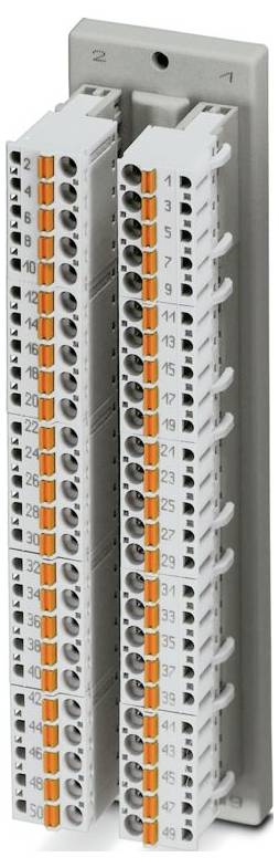 Sivý elektrický svorkovnicový blok s 50 číslovanými prípojnými bodmi a oranžovými páčkami na zaistenie vodičov, umiestnený na vertikálnom paneli.