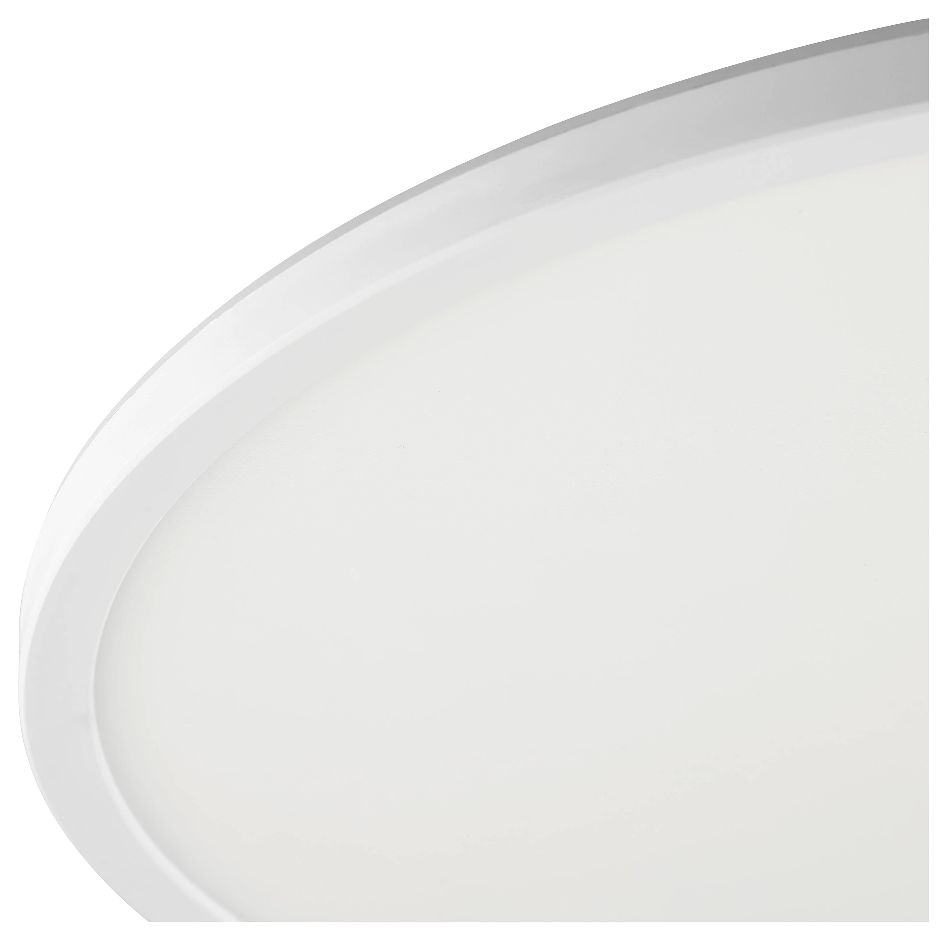 Okrúhle biele stropné svietidlo s minimalistickým dizajnom, vyznačujúce sa hladkým rámom a rovnomerným svitom, pripomínajúce moderný estetický štýl.